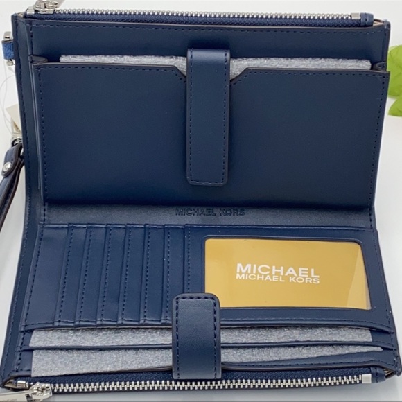 MICHAEL KORS LARGE DOUBLE ZIP WRISTLET DK CHAMBRAY - Picture 10 of 15